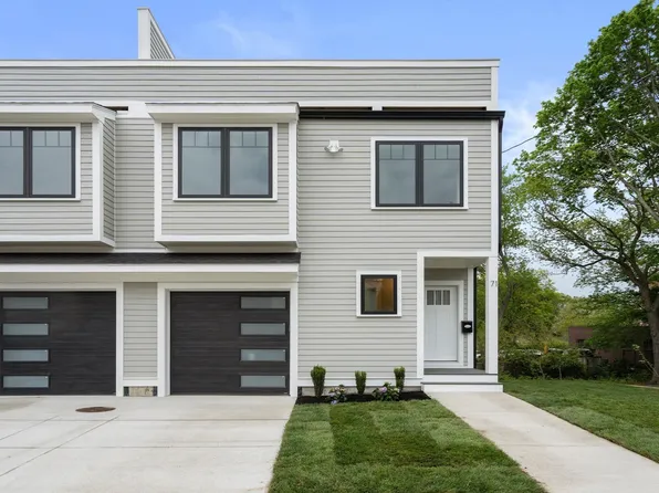 73 Mystic St #73, Arlington, MA 02474