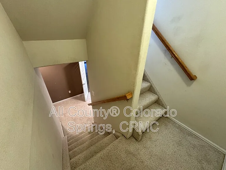 19120 Pinon Park Rd — Photo 26