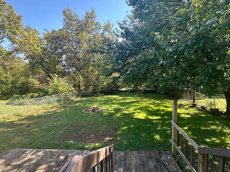 2730 Jefferson Ave — Photo 12
