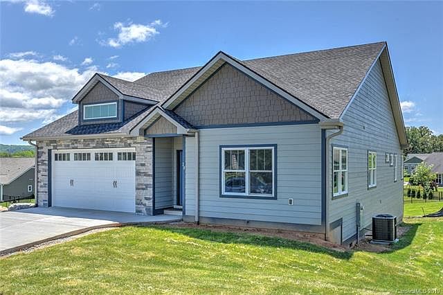 1st image of 28 Foundry Ln #39