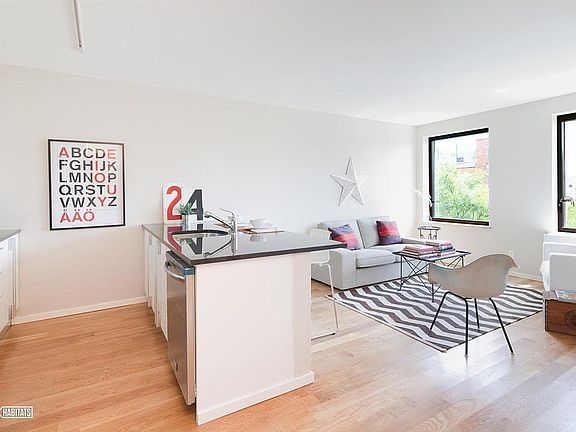 2nd image of 307 Atlantic Ave #4D