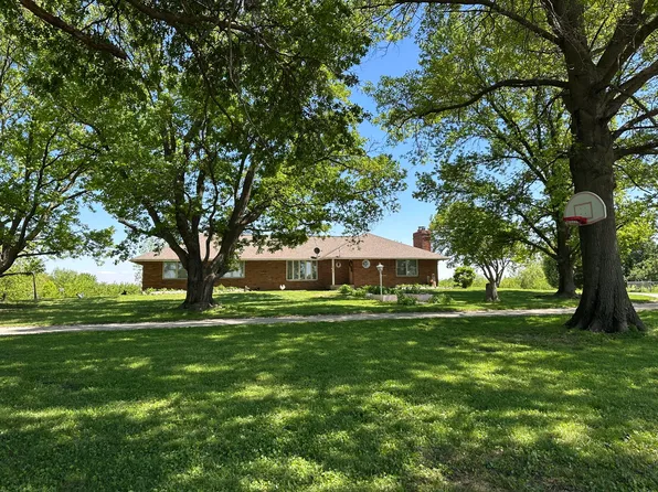 30110 County Road 221, Carrollton, MO 64633