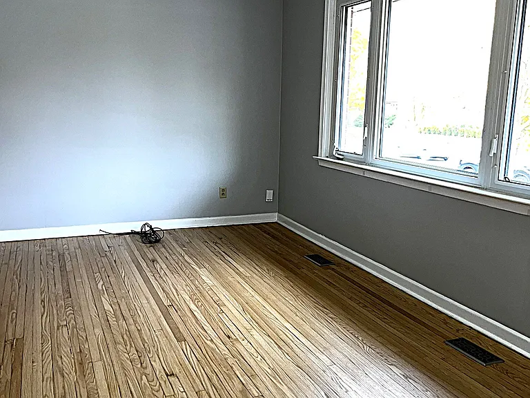 183 Wellington St E #1 — Photo 17