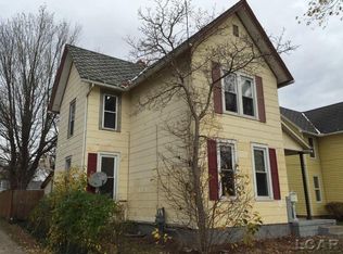 1113 E Hunt St, Adrian, MI 49221