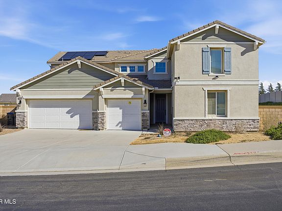 2nd image of 41638 Cielo Vista Dr