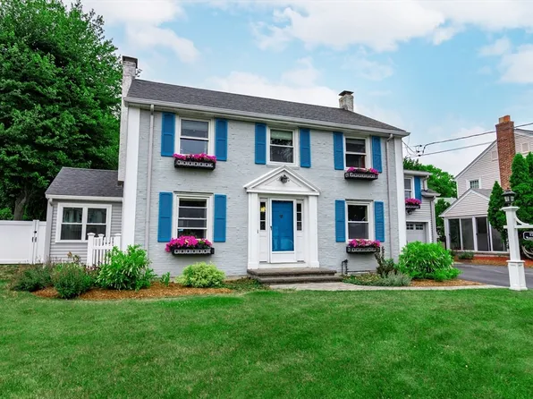 158 Warren St, Waltham, MA 02453