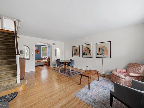 4th image of 655 Maris St