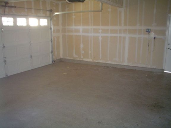5th image of 22 Escher Cir