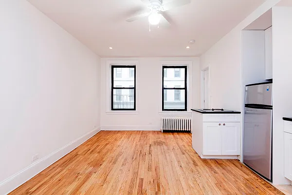 Rented by Town Residential | media 7