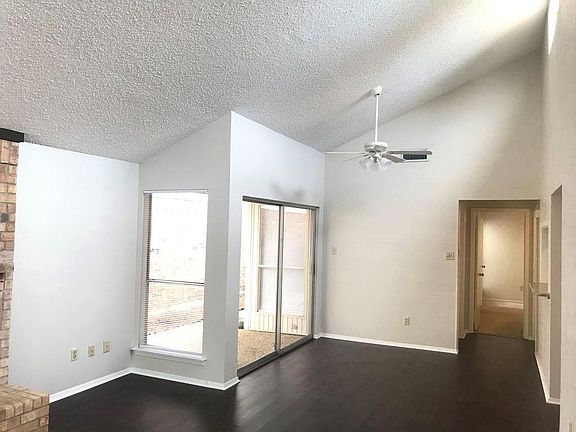 2nd image of 2925 Pegasus Dr
