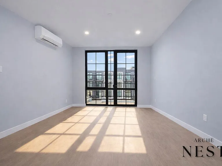 3509 Farragut Rd #2B — Photo 1