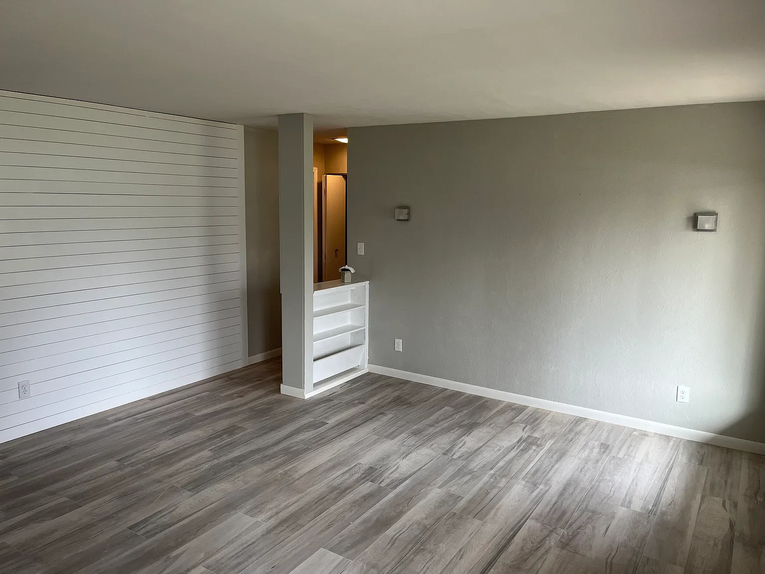 3 bed, 1050 sqft, $1,400 — Photo 2