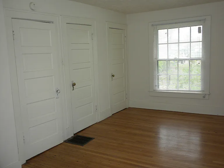 1008 Otto Ct — Photo 12