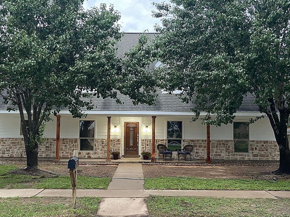 1st image of 22402 Provincial Blvd