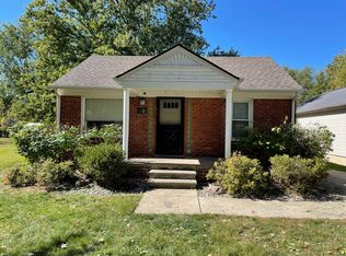 9712 Cherokee St, Taylor, MI 48180