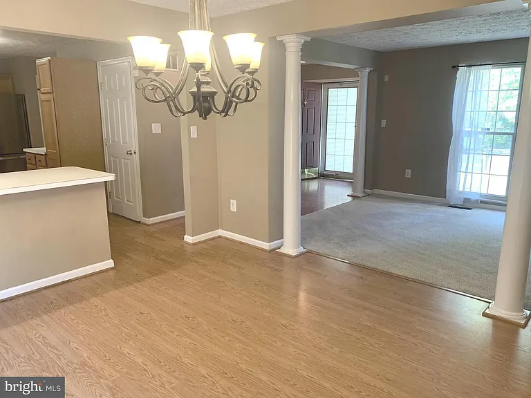 7931 Carriage Dr — Photo 7