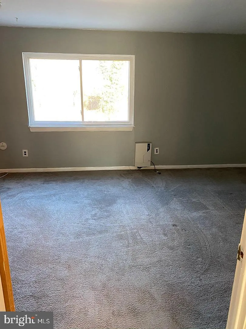 1 bed, 700 sqft, $1,349 — Photo 3