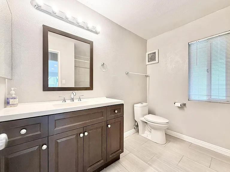 7405 Charmant Dr #2011 — Photo 8