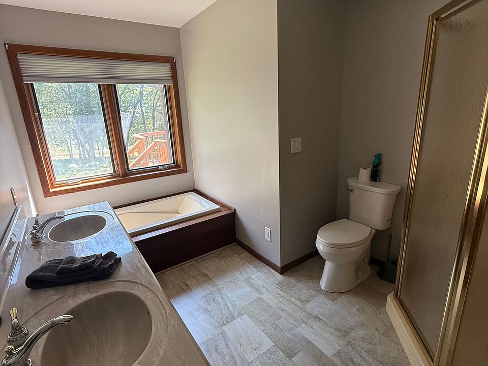 2nd image of 2133 E 189th St #1