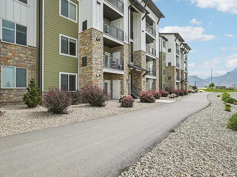 The Vue at Traverse Ridge — Photo 45