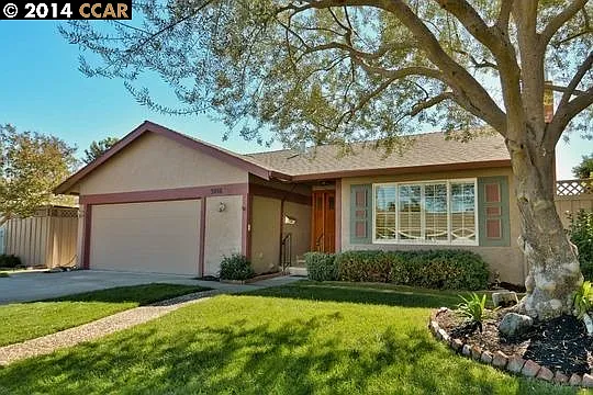 3016 Bernard Ave photo 1