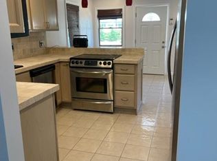 68 Hounslow Rd, Shirley, NY 11967