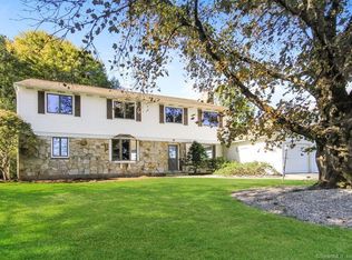 91 Woodpond Rd, West Hartford, CT 06107