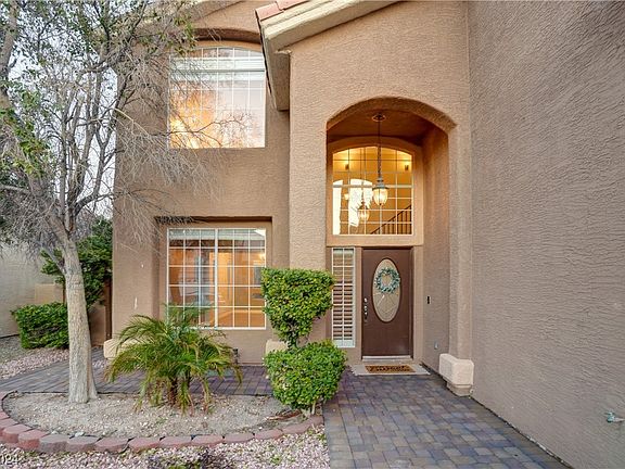 3rd image of 2116 Whitebirch Ln