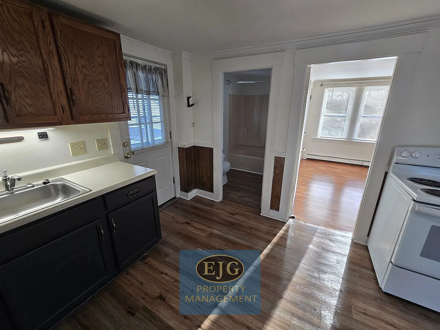 2 bed, $1,700 — Photo 2