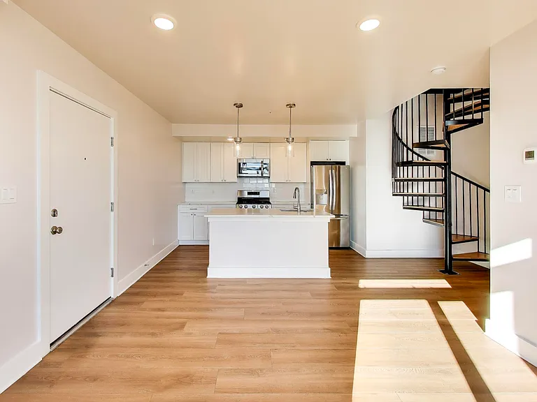 1100 Bladensburg Rd NE #501 — Photo 9