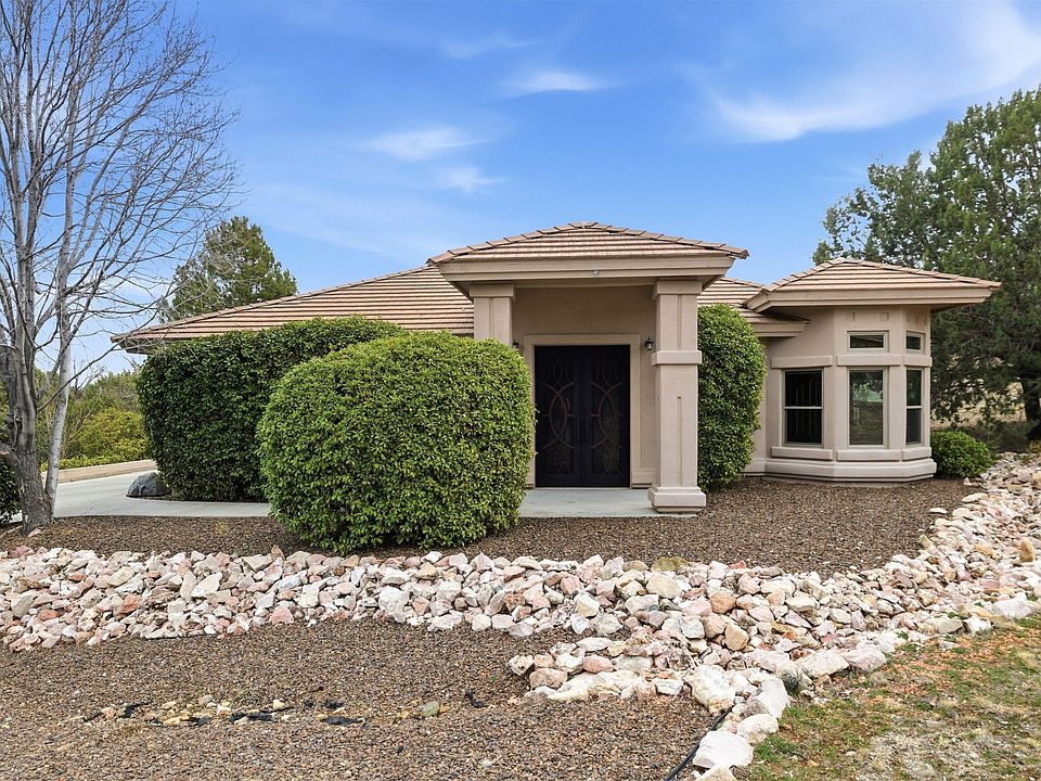 1st image of 13 N Woodridge Cir