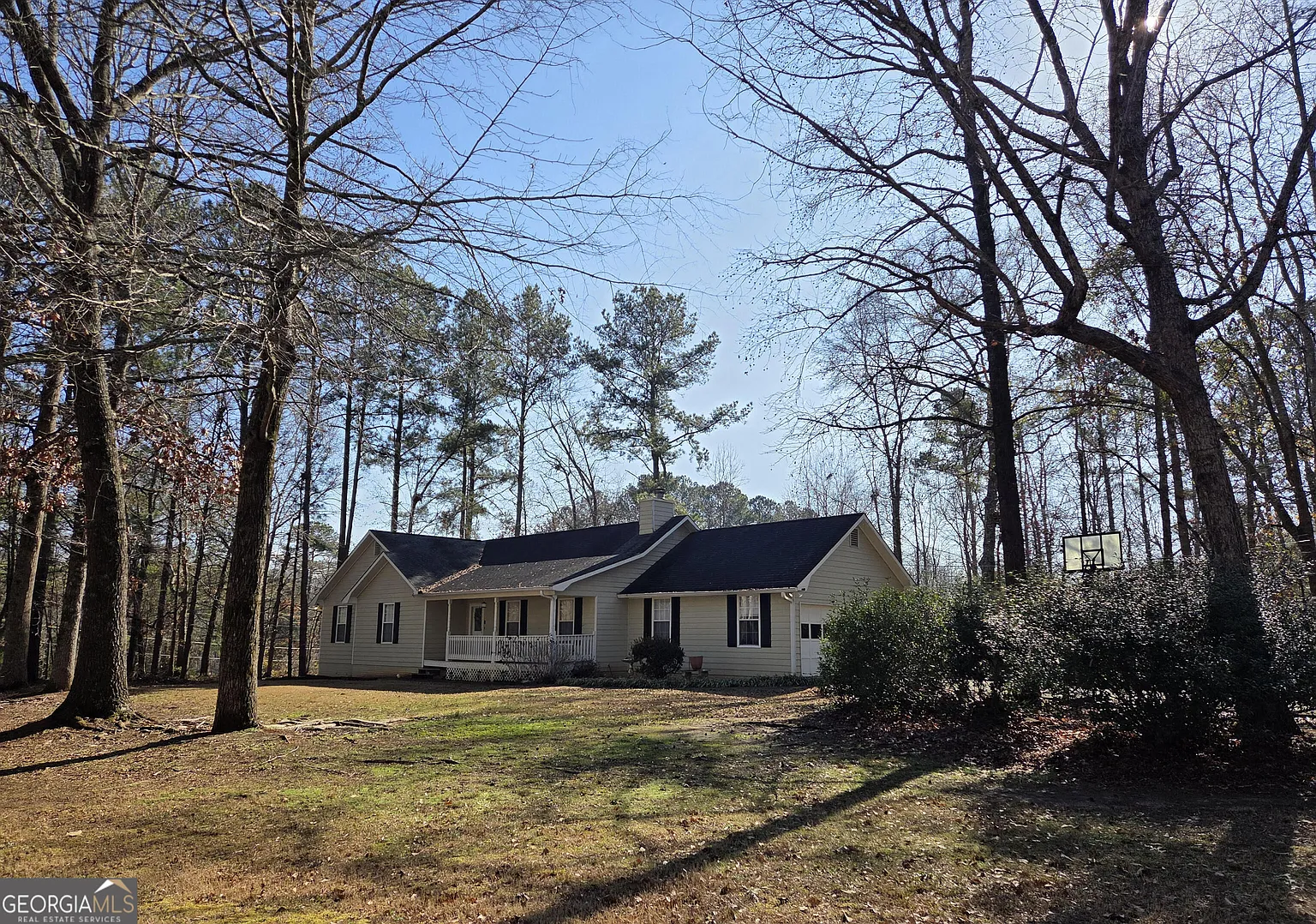 328 Country Lake Dr photo 1