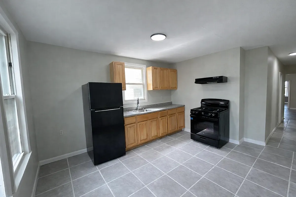 Building Photo - 524 Grove St #3