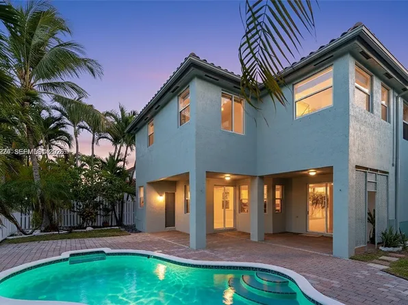 6425 SW 164th Ave, Miami, FL 33193