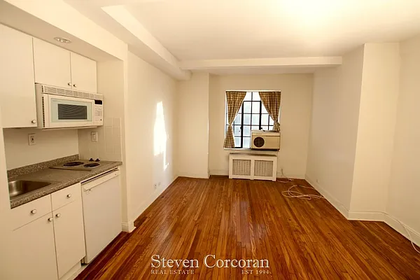 Sold by Steven Corcoran Real Estate | media 11