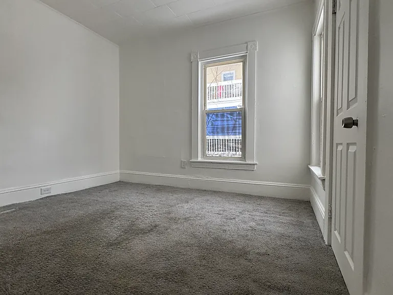 28 Notre Dame Ave #1 — Photo 15