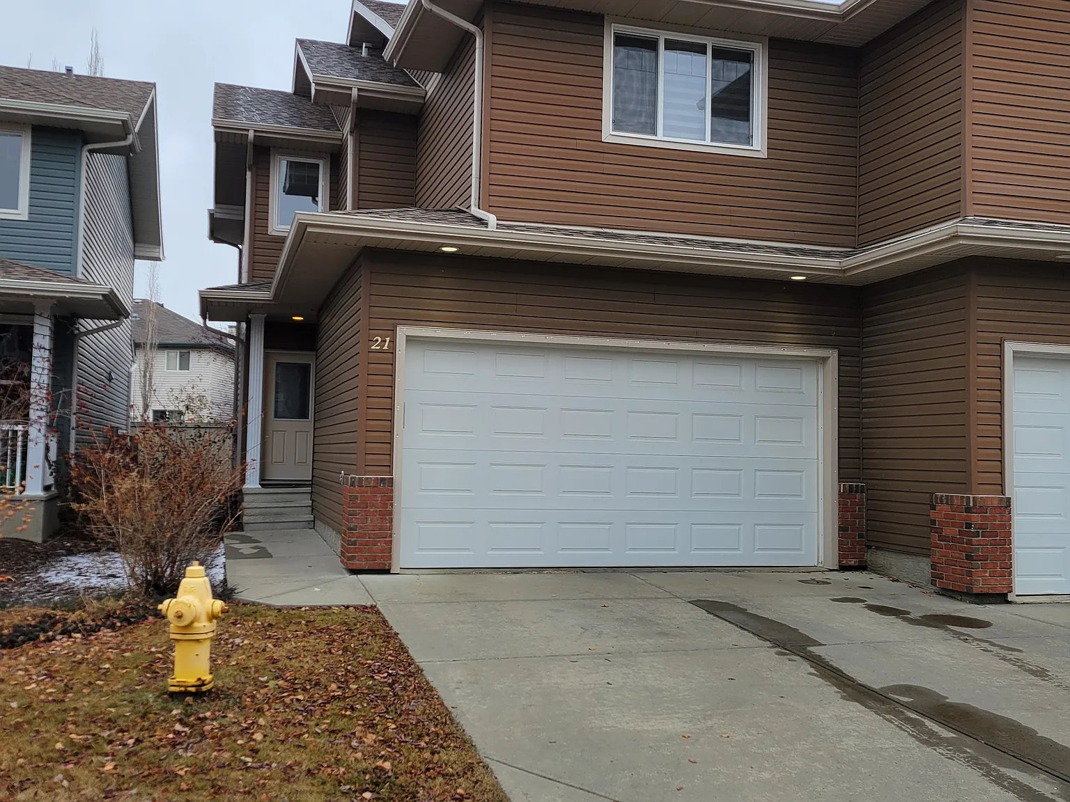 735 85 Street SW - #21 — Photo 1