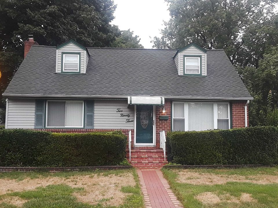 1st image of 293 Warren St