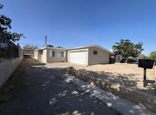 1009 Elizabeth St, Barstow, CA 92311