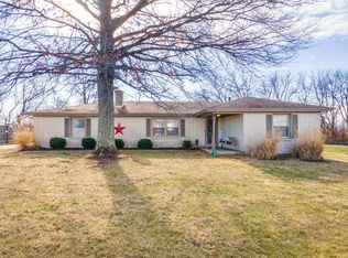 138 Mountain View Dr, Berea, KY 40403