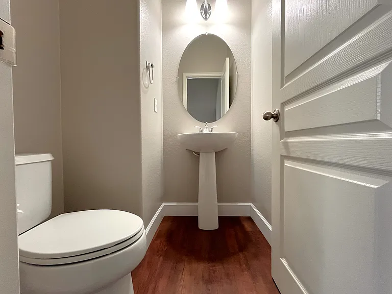 820 Harbor Cliff Way #260 — Photo 9