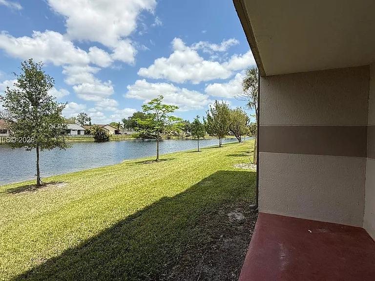 9933 Nob Hill Ln #9933 — Photo 16