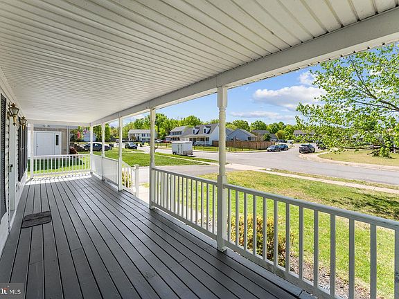 3rd image of 6973 Justin Ct E