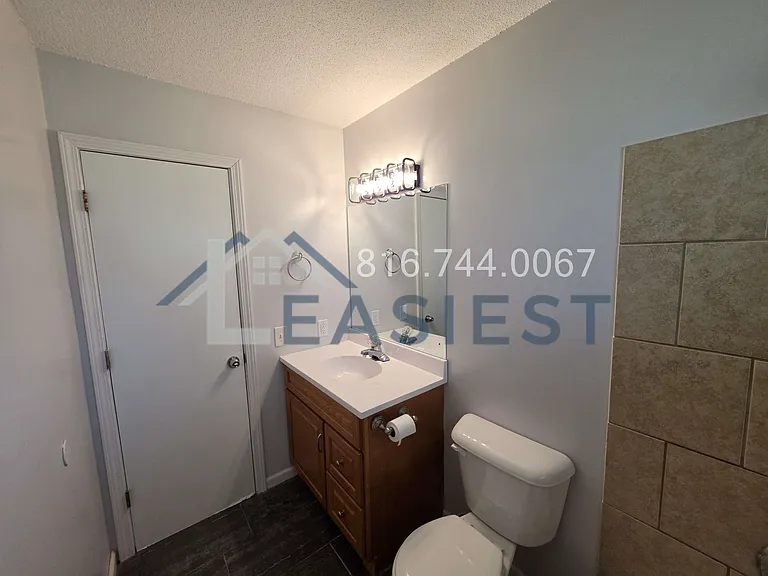1005 NW Range St — Photo 13