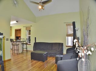 335 N 4th St, Kalama, WA 98625