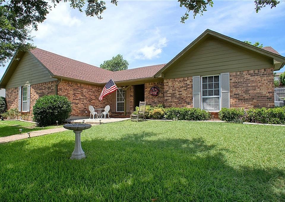 1st image of 8629 Overland Dr
