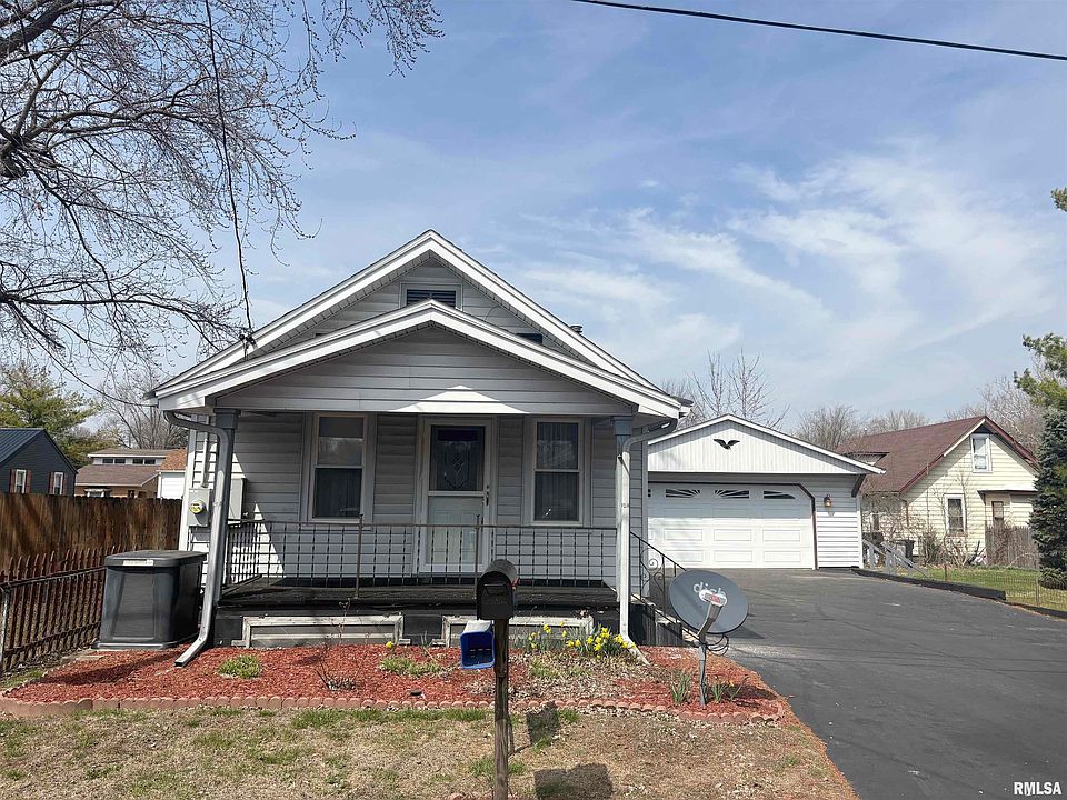 1st image of 2107 E Wren St
