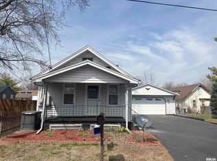 2107 E Wren St, Peoria Heights, IL