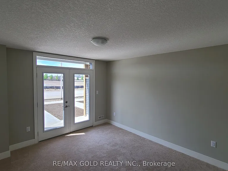 177 Edgevalley Rd #152 — Photo 5