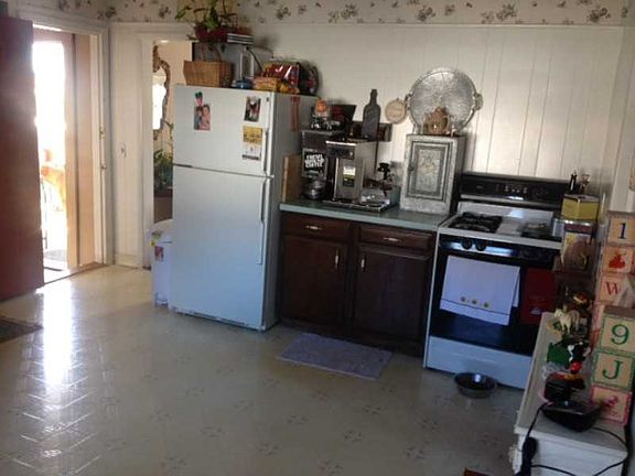 5th image of 1821 Mineral Spring Ave